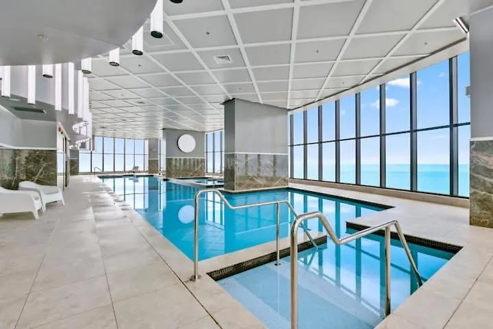 Apartment Oceanview Luxury Beachfront 2B2B Gold Coast