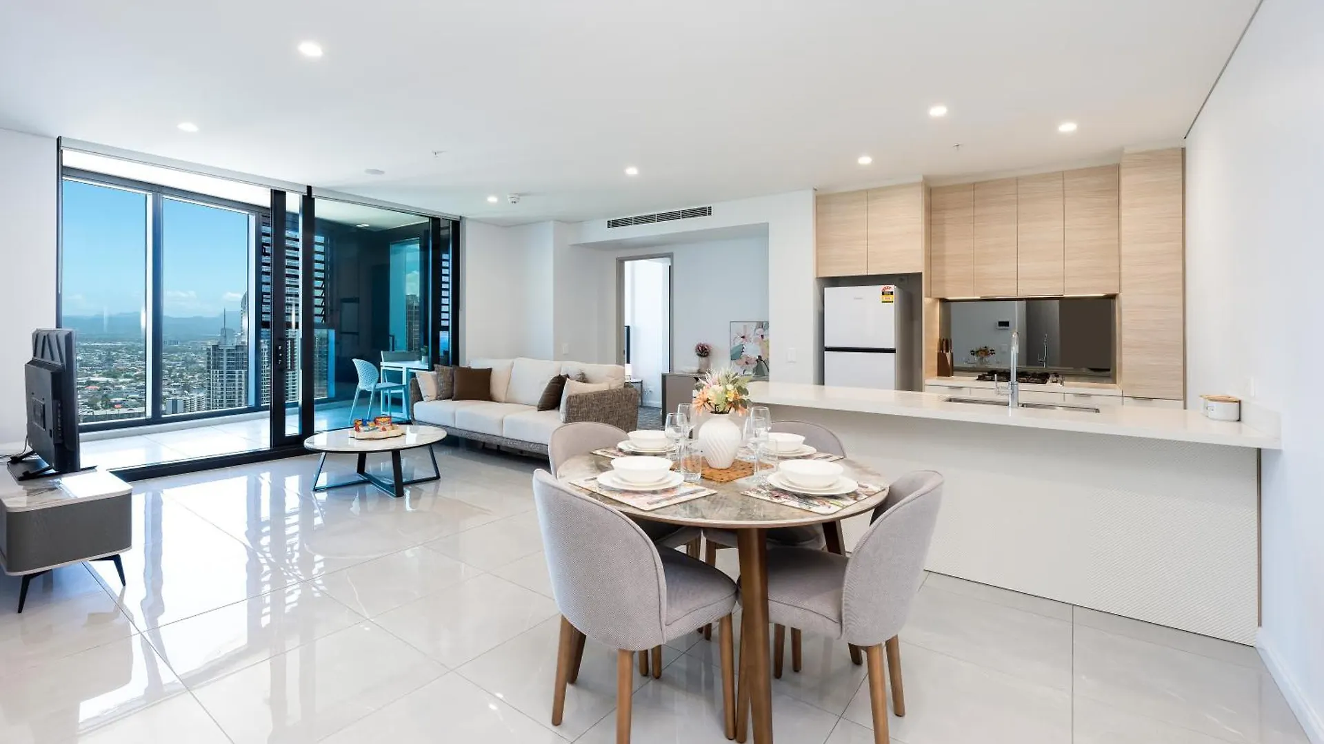 Oceanview Luxury Beachfront 2B2B Gold Coast Australia